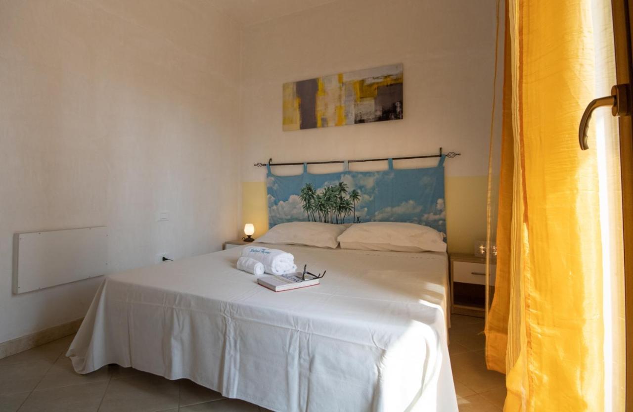 Dimore Mancaversa - Appartamento "Domus Magna" Marina di Mancaversa Ngoại thất bức ảnh